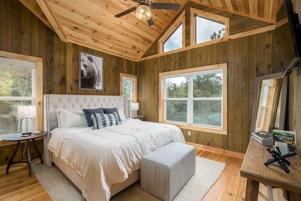 The Llaguna Lodge - New Cabin, Sleeps 10, Fire Pit, Hot Tub, In Blue Ridge , Ga Zewnętrze zdjęcie