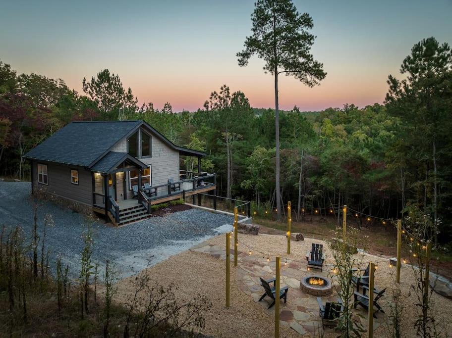 The Llaguna Lodge - New Cabin, Sleeps 10, Fire Pit, Hot Tub, In Blue Ridge , Ga Zewnętrze zdjęcie